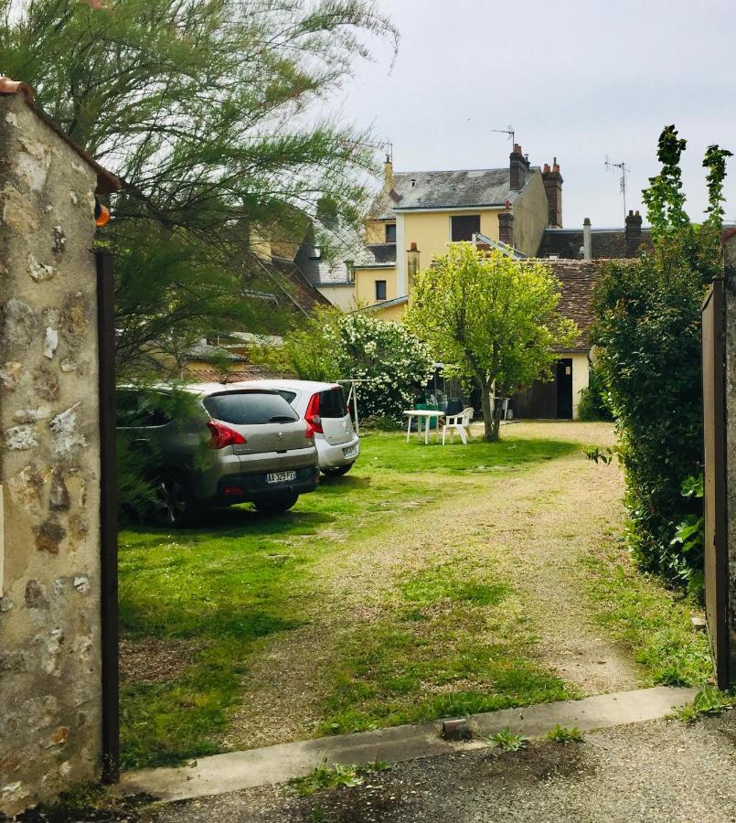 Chambres D'Hotes Le 42 Nogent-le-Rotrou Exterior foto